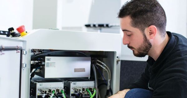 A day in the life of a Hexagon service engineer